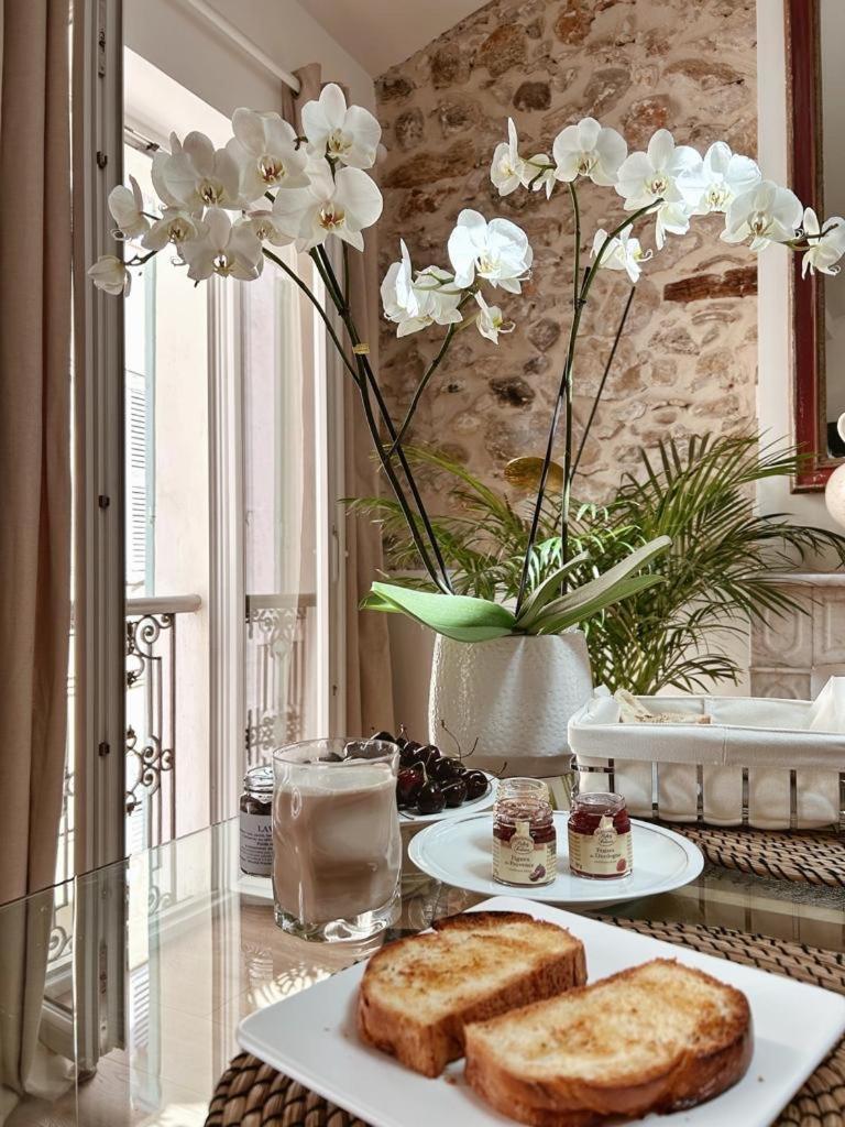 L Appartement De Manon, Centre Historique Du Vieil อองทีบส์ ภายนอก รูปภาพ