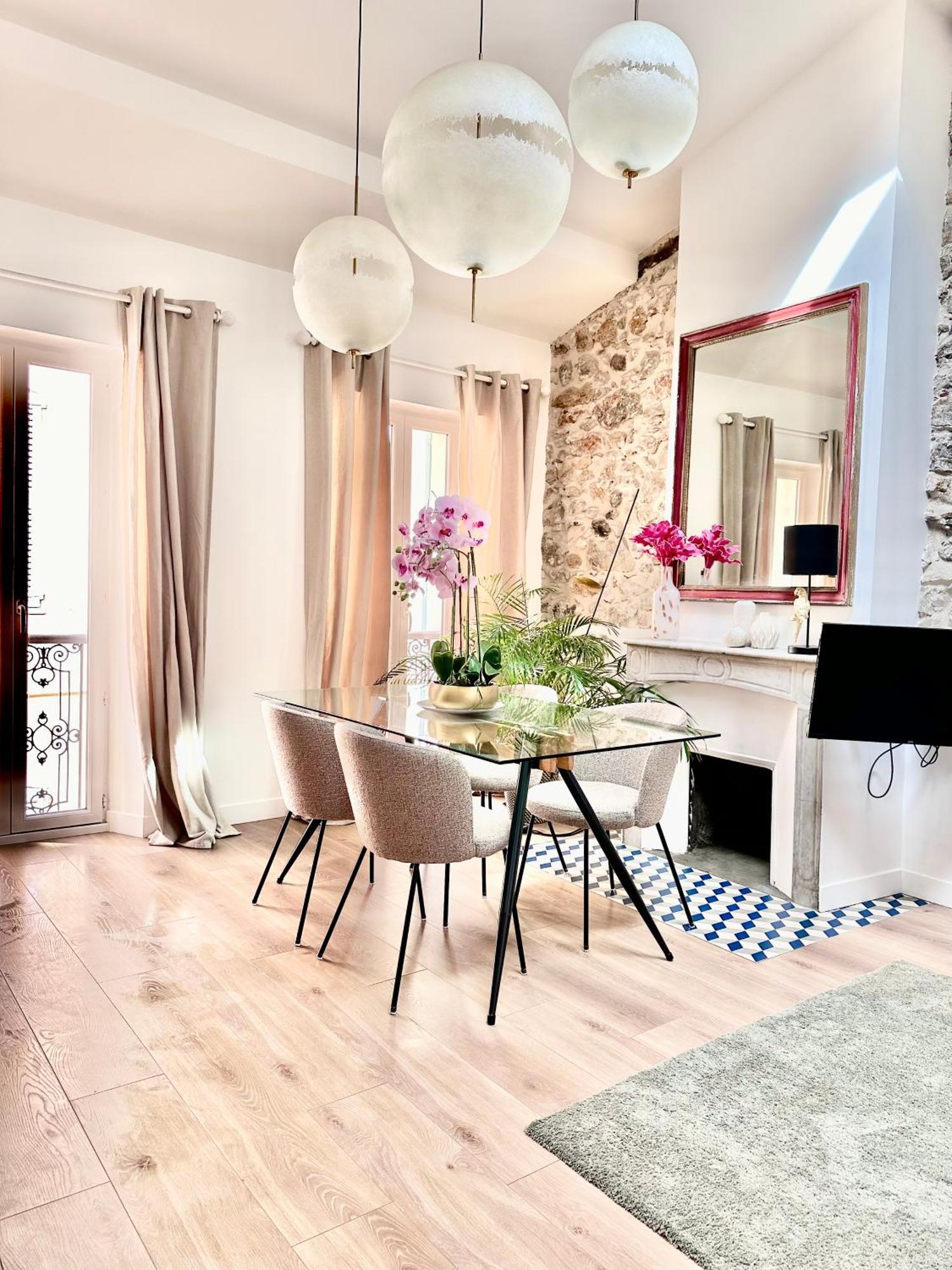 L Appartement De Manon, Centre Historique Du Vieil อองทีบส์ ภายนอก รูปภาพ